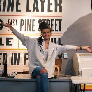 Meet your Posher, Eva